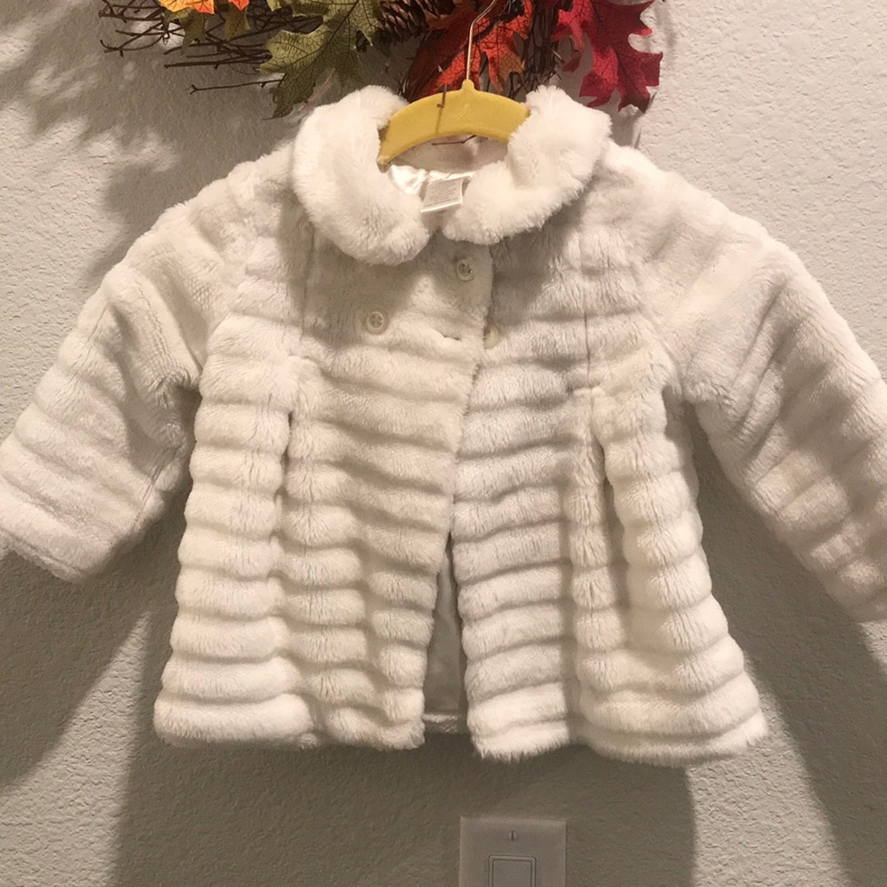 Gorgeous jacket. No call outs
